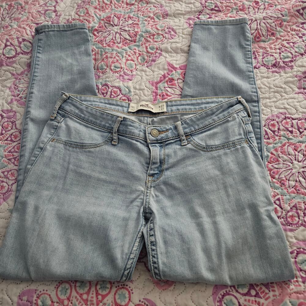 Women's/ Juniors Hollister Jeans Size 27 - Picture 2 of 4